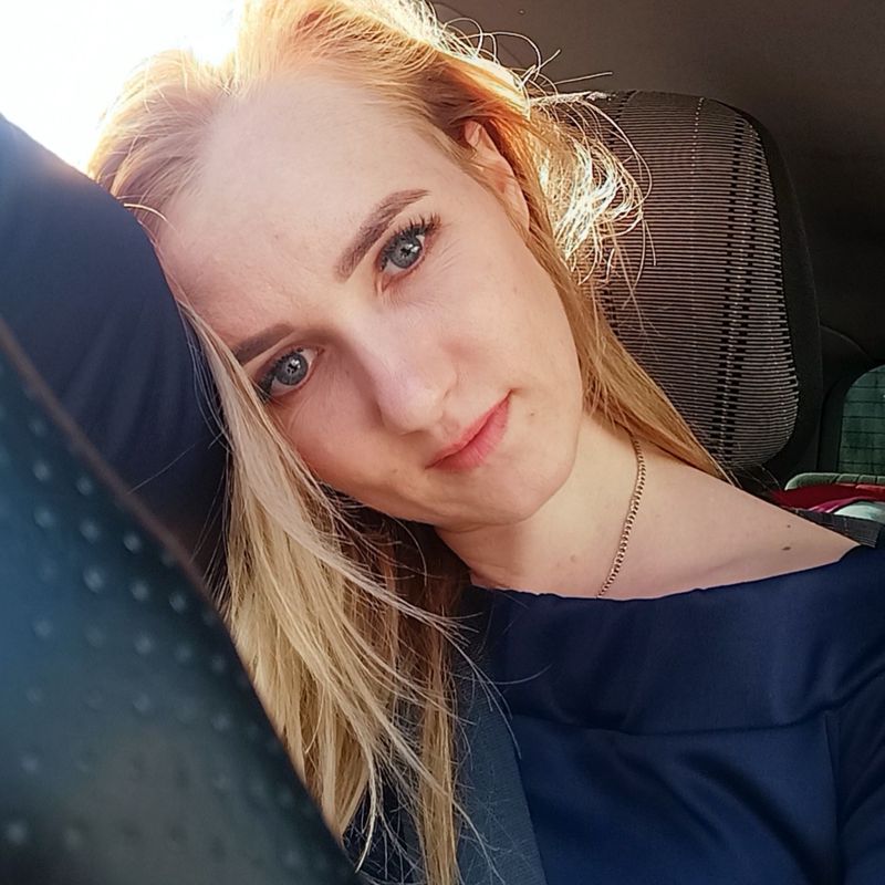 Полина