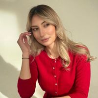 Диана — укрепление акриловой пудрой в городе Владикавказ