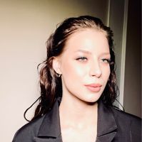 Анна — оформление бровей в Твери