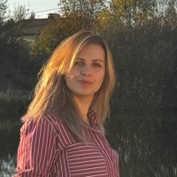 Попова Алёна — пирсинг в городе Щербинка