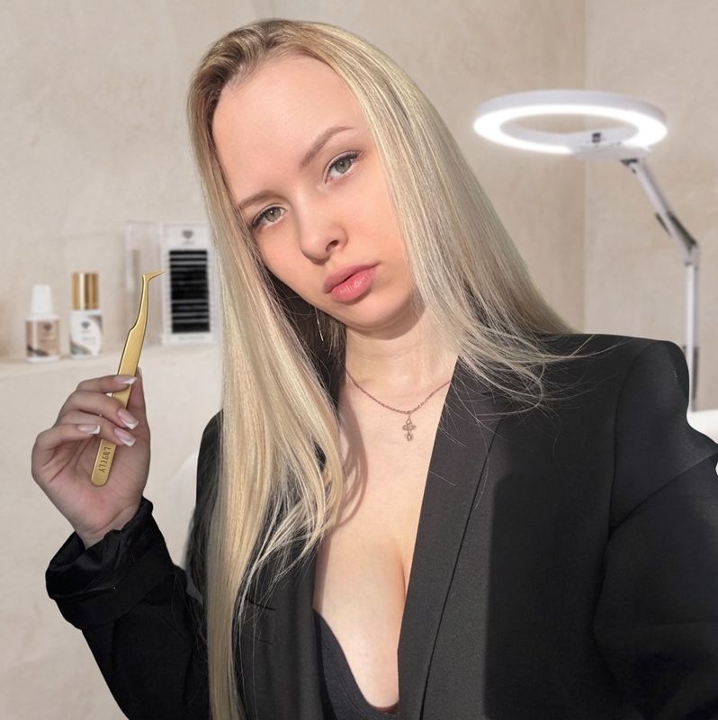 Шмакова Анна