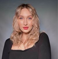 Соня — окрашивание бровей в городе Ангарск