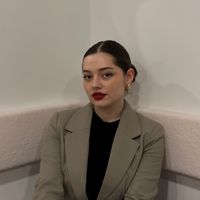 Vivi — коррекция бровей в городе Владикавказ