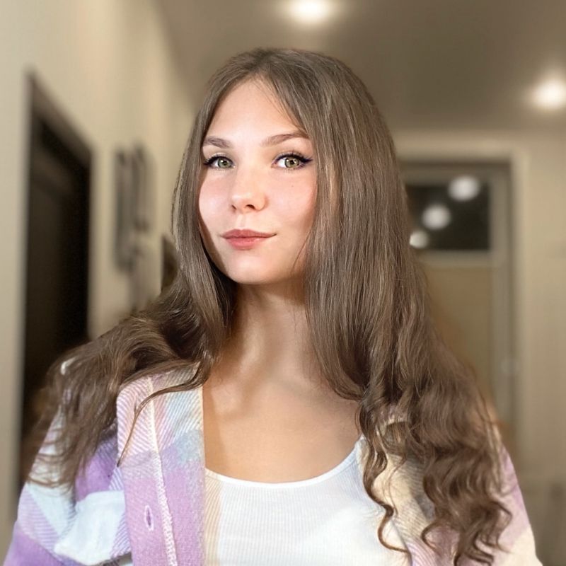 Алёна Первухина