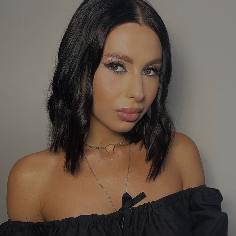 Полина