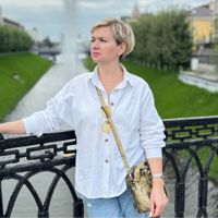 Мельникова Юлия — стрижка усов в Саратове
