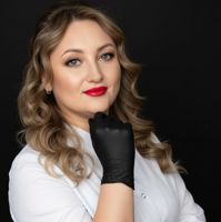 Наталья — перманентный макияж бровей и губ в Тюмени