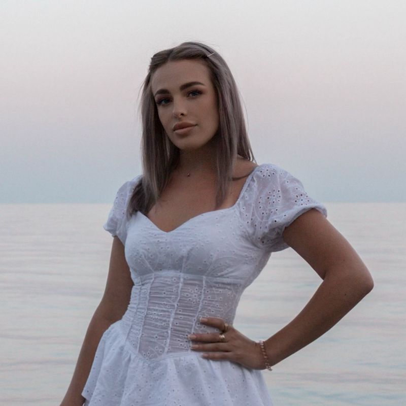 Анна