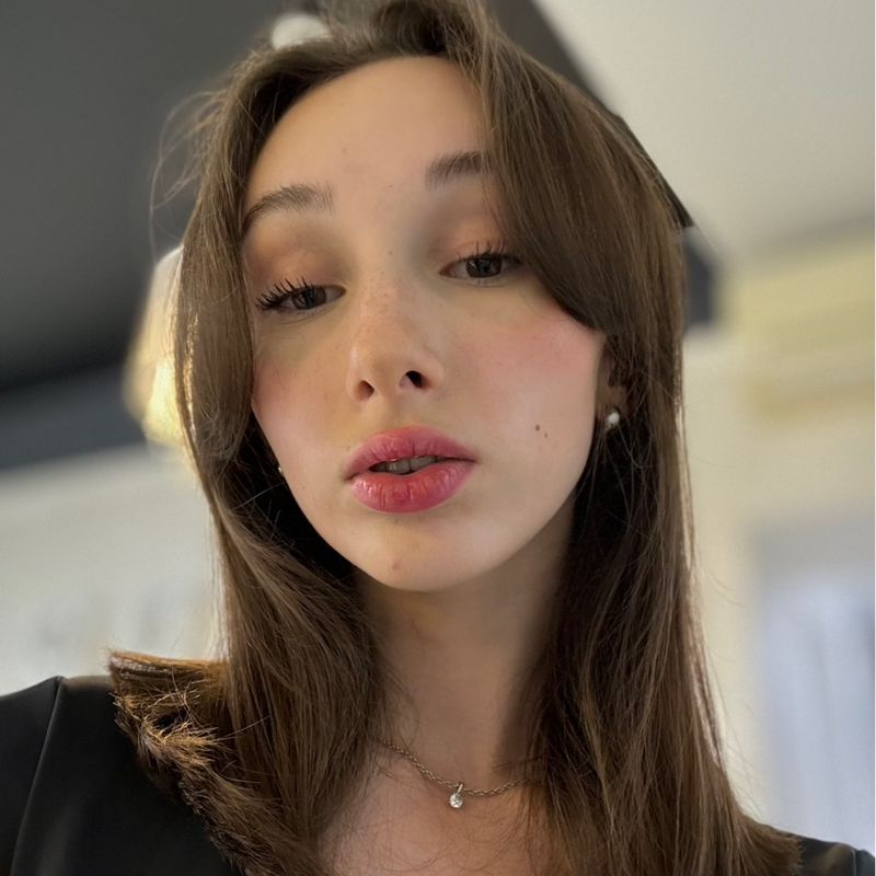 Алёна