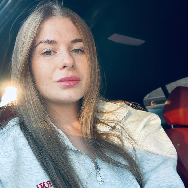 Полина