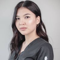 Saglara Kaukenova — снятие ресниц в городе Элиста