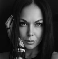 Яна / студия релаксации,массажа и спа LoveYouSelf — массаж стоп в городе Яна