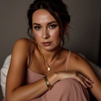 Юлия Дондина — стрижка усов в Рыбинске