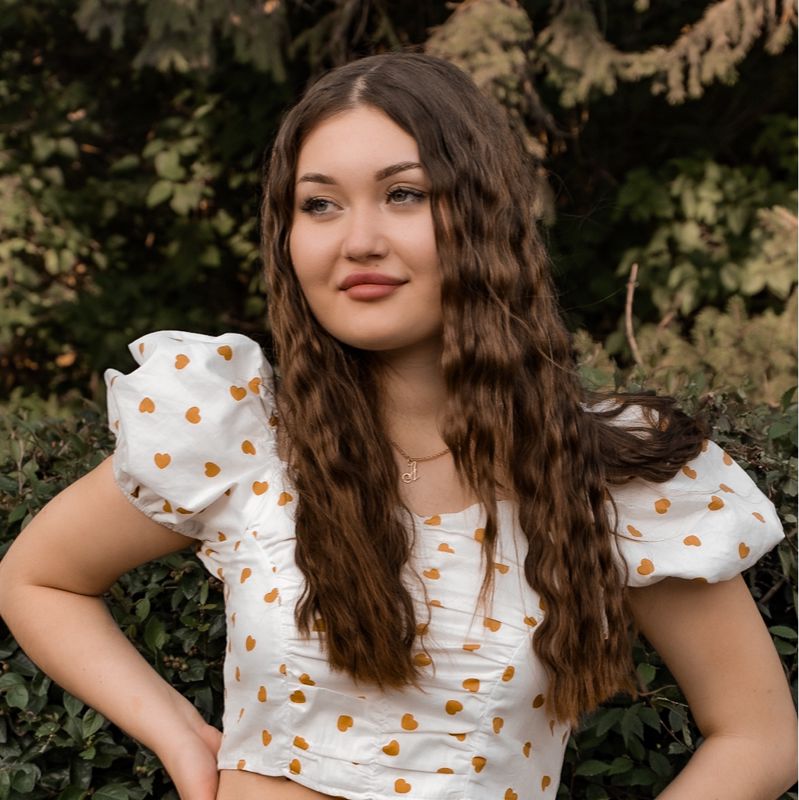 Мельникова Алина