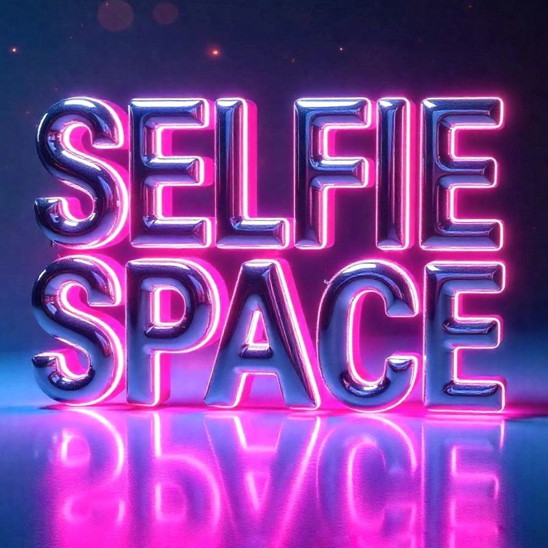 Фотостудия SELFIE SPACE автопортретная