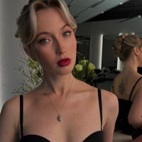 Анна — наращивание ресниц + оформление бровей в Красноярске