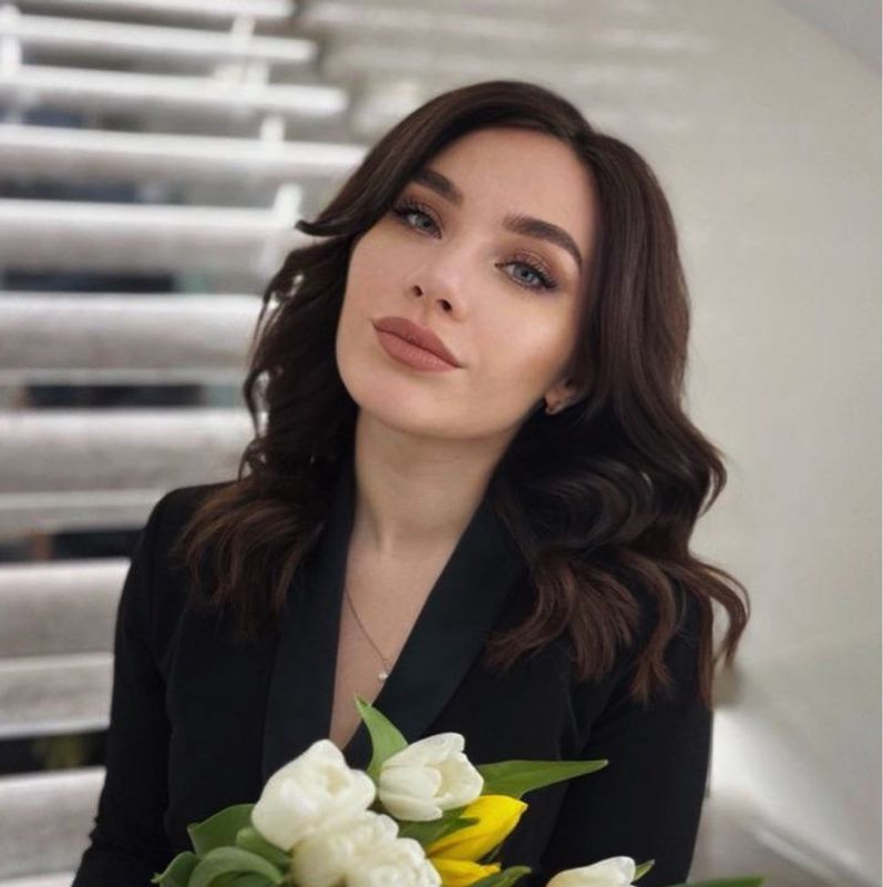 Лариса Колесова