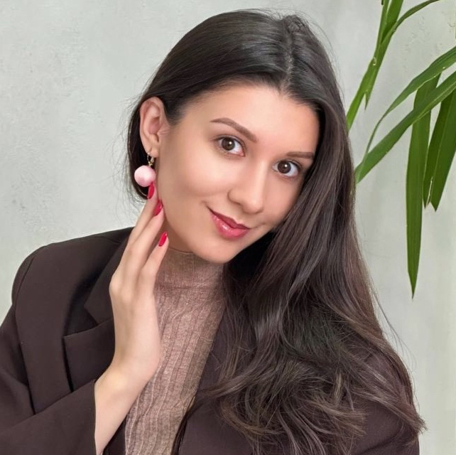 Амина Хаспалаева