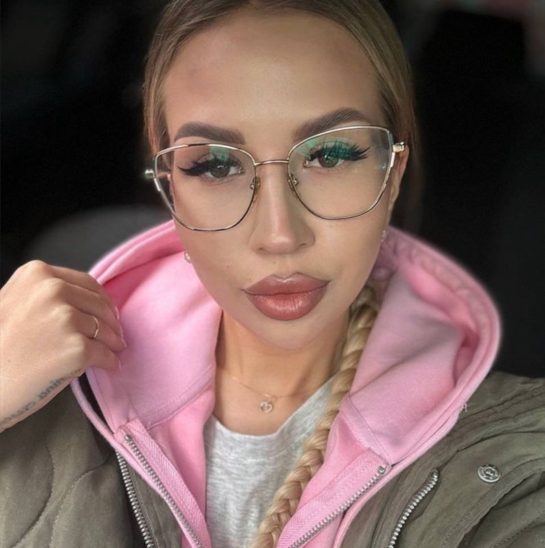 Яна