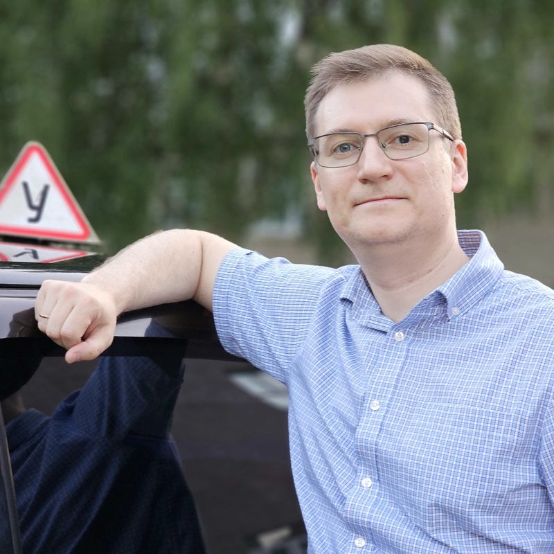 Александр Белавин