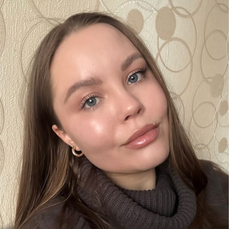 Алёна