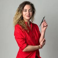 Ангелина Леликова — модельная стрижка в городе Шушары