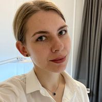 Александра — японский маникюр в городе Београд