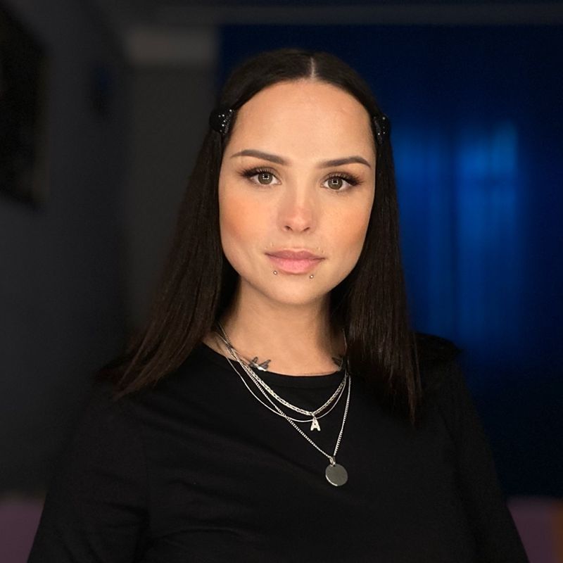 Алина