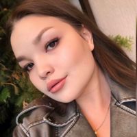 Екатерина — замена украшения пирсинга в Обнинске
