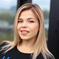 Анастасия — коррекция бровей в Кемерово