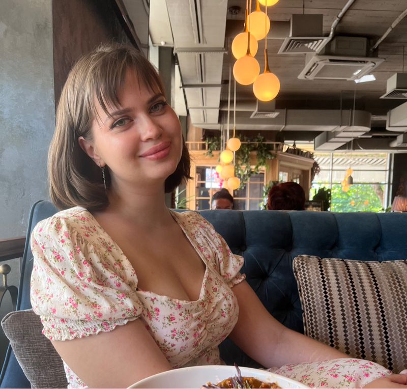 Полина