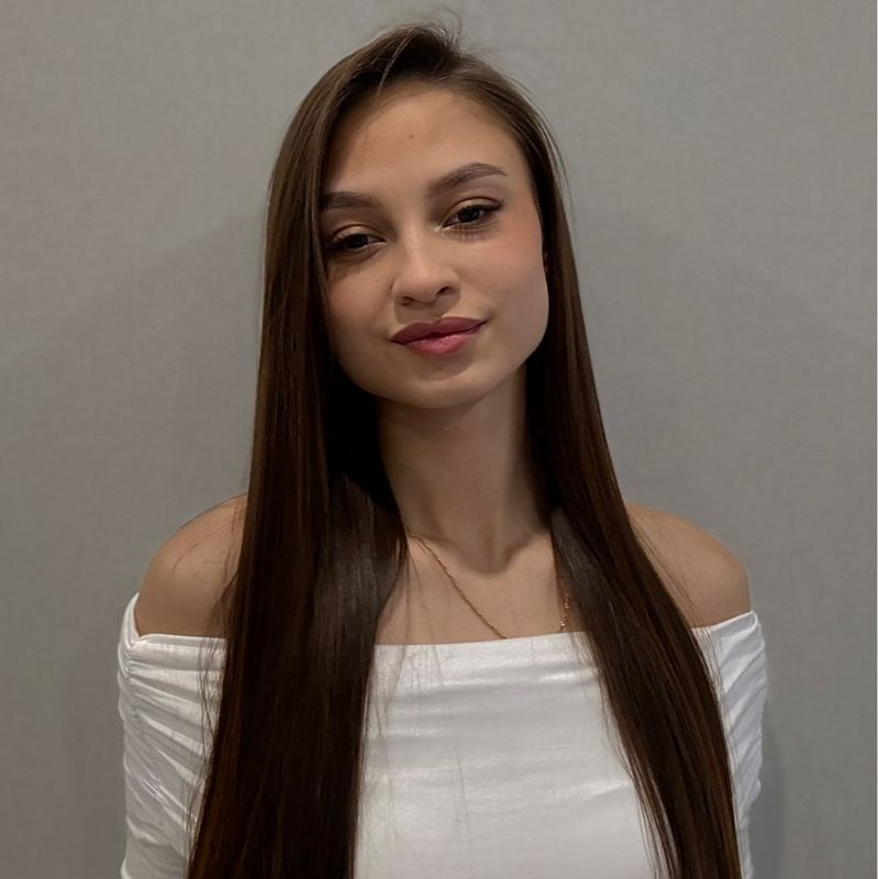 Анна Хахалкина