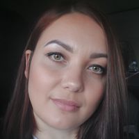 Екатерина Остожьева — коррекция бровей в городе Тихвин