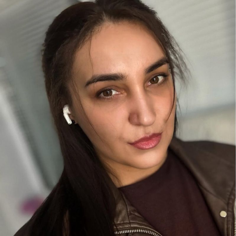 Полина