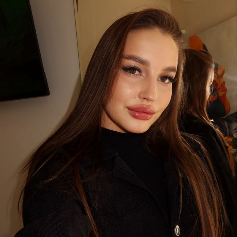 Елена Ашурова