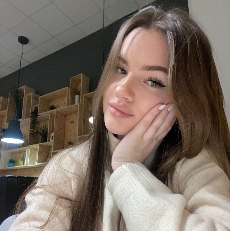 Полина
