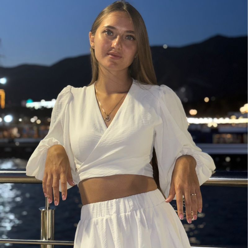 Алина