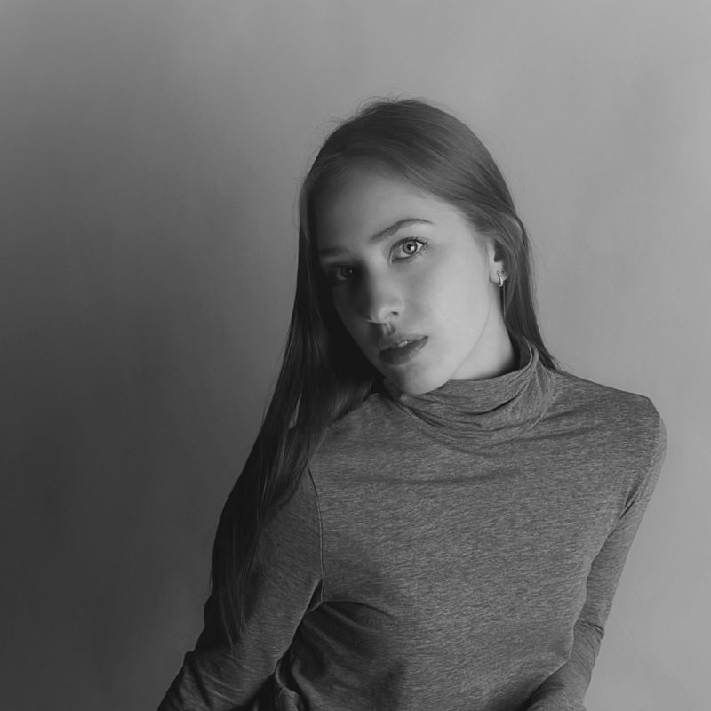 Элиза Ленаровна