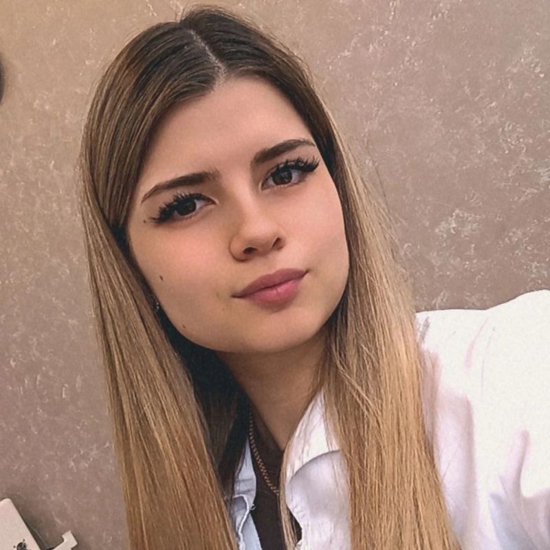 Аделина Шмакалова