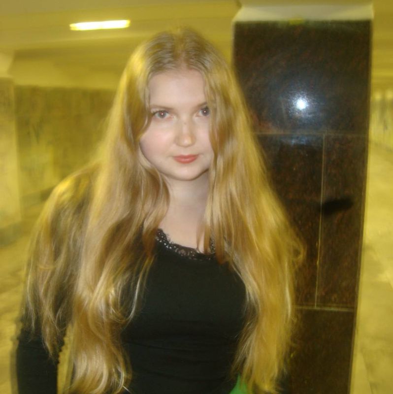 Аня