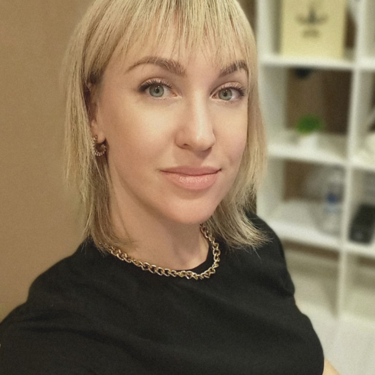 Юлия Весельева