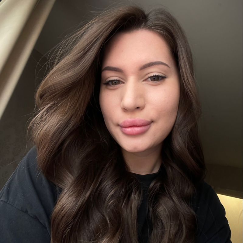 Алина