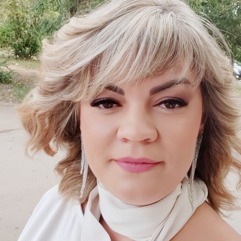 Елена Сапельникова