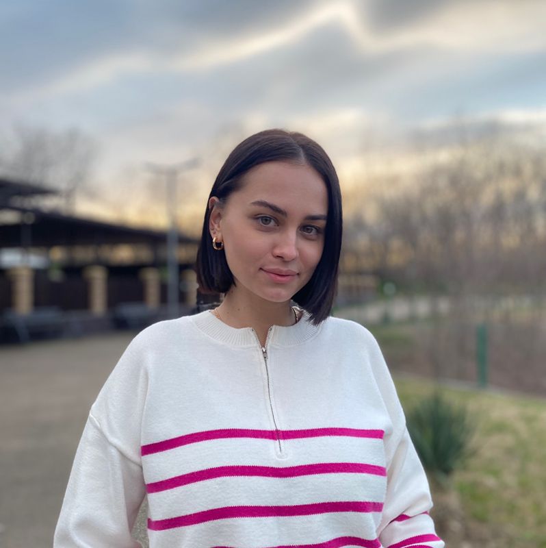 Алина