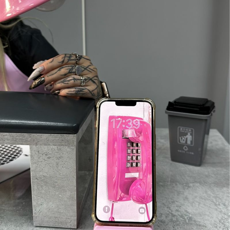Baza nail studio