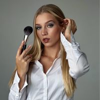 Ульяна — плетение кос в Смоленске