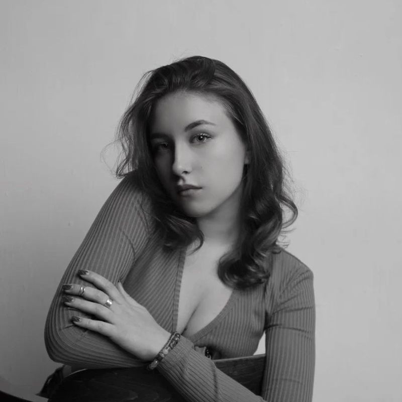 Алина Маккена