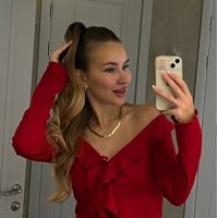 Анна Денисовна — стрижка кончиков в Саратове