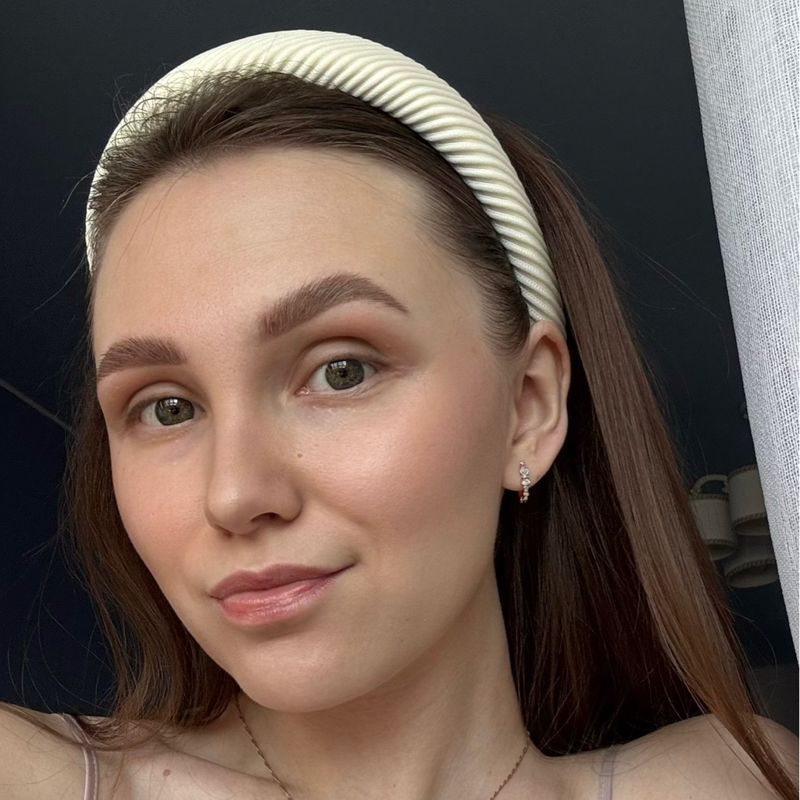 Юлия Лаврова