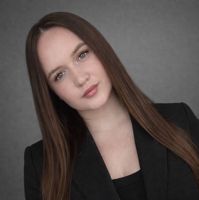 Арина — педикюр с покрытием в городе Павлово